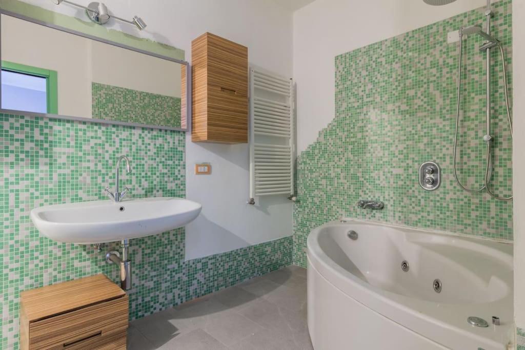 San Bartolomeo Loft Guest House Piacenza Ngoại thất bức ảnh